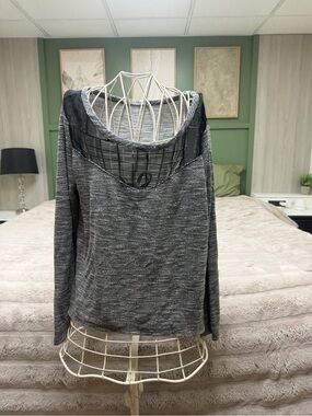 Gibson Medium Black Gray Herringbone Sheer Yoke Long Sleeve Top